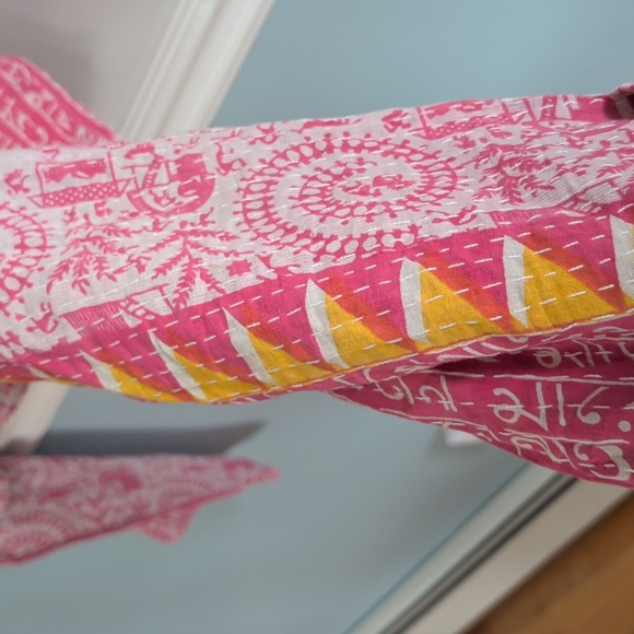 Free Size. Abundance Crop Kantha Bae - Picture 7 of 15